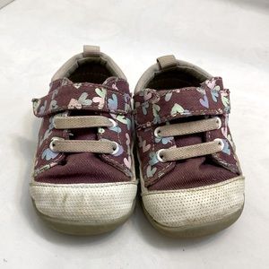 See Kai Run toddler sneakers. Size: 5. Color: Maroon with hearts